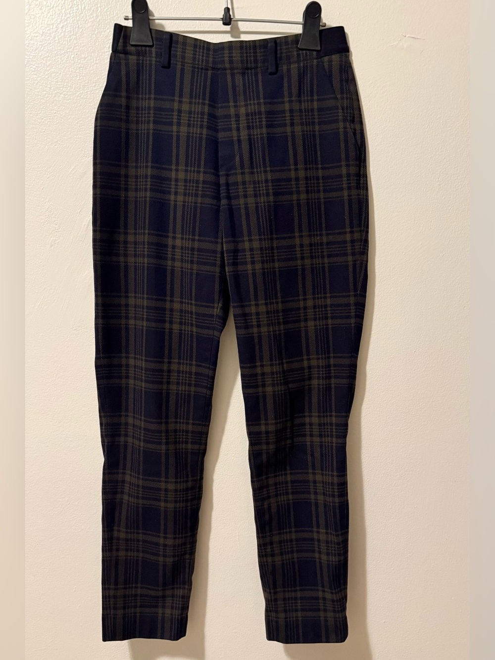 Uniqlo Navy and Olive Plaid Ez pants